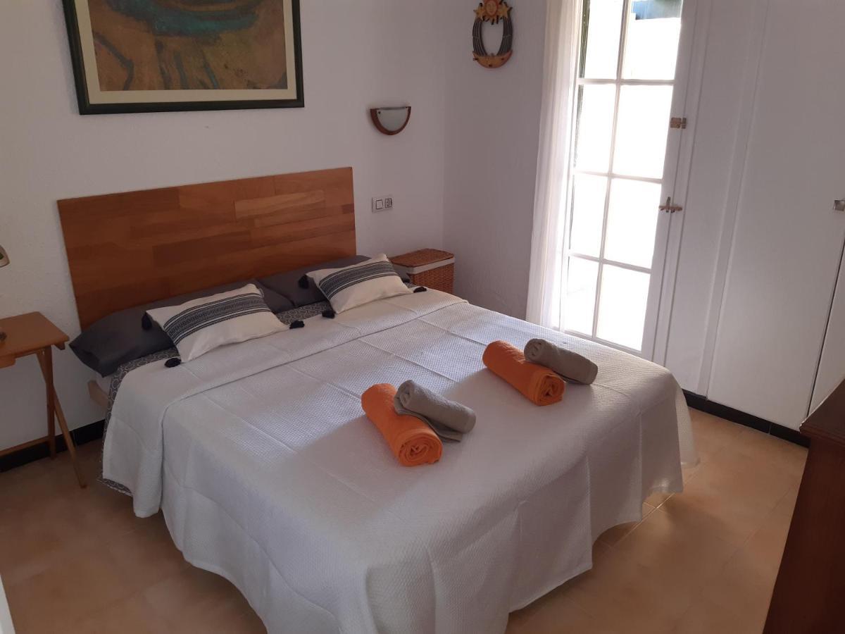 דירות קאלה אן בלאנס Apartamento En Calan Blanes, Ciutadella מראה חיצוני תמונה